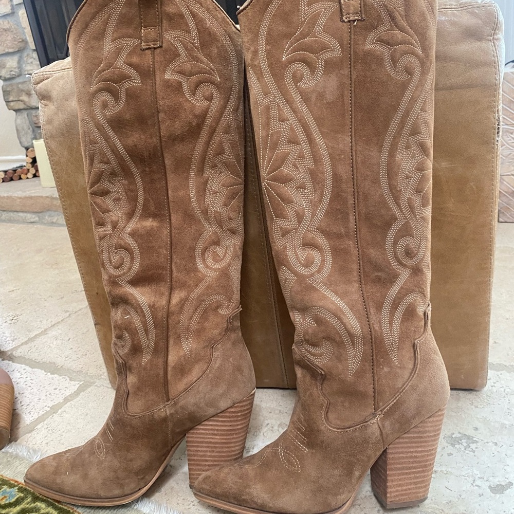 Steve Madden Tan Heeled Boots